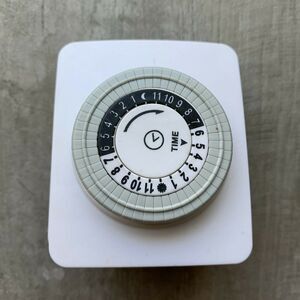 INTERTEK 24-Hour Indoor Timer Programmable Mechanical Pin Timer TESTED WORKS!!!!
